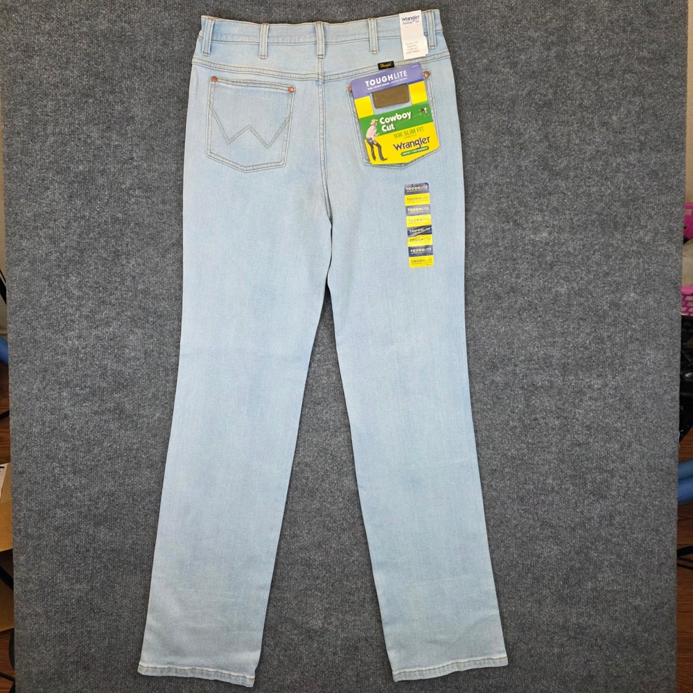 Wrangler 936 Slim Fit Cowboy Cut Jeans Mens 32x36 Light Wash ToughLite Stretch - Picture 2 of 9